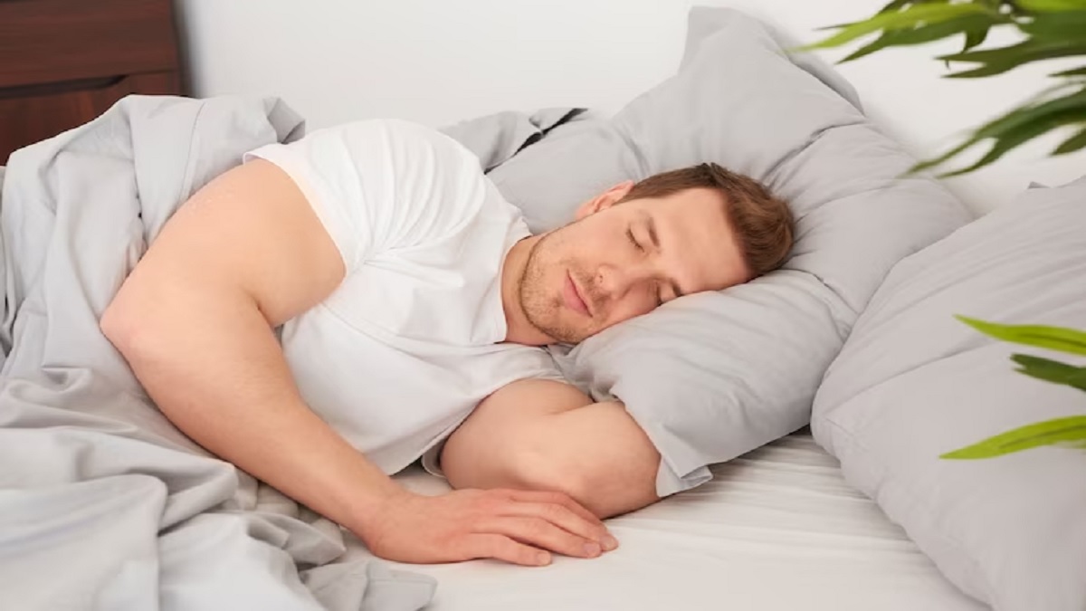 कुछ लोग ज्यादा क्यों सोते हैं | why some people sleep more - India TV Hindi