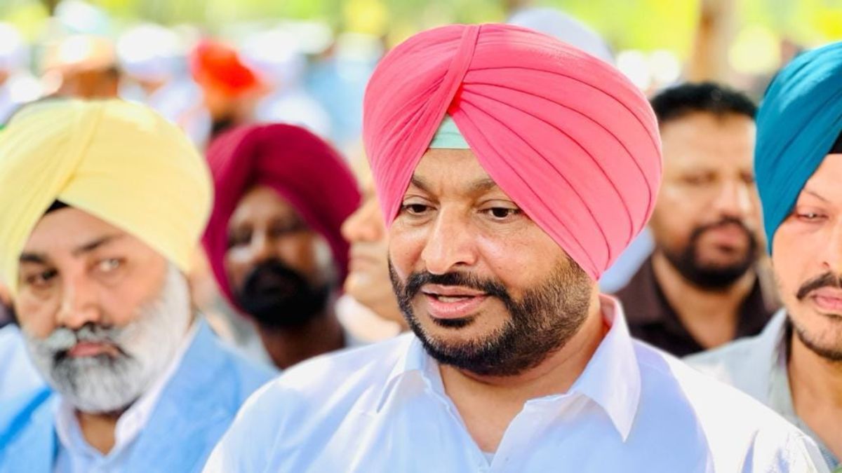 Justin Trudeau takes money from Khalistanis, alleges Congress MP Ravneet Singh  Bittu | जस्टिन ट्रूडो पर जमकर बरसे कांग्रेस सांसद बिट्टू - India TV Hindi